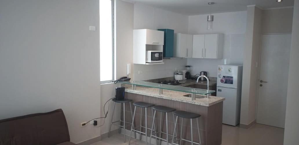Departamento Tempu - Piura Apartment Luaran gambar